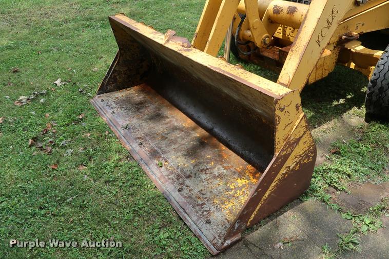 image for item DD1695 2002 John Deere 310G backhoe