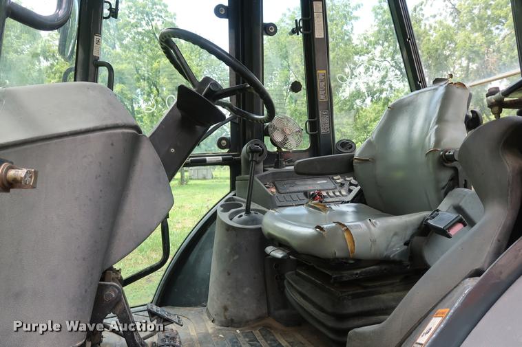 image for item DD1695 2002 John Deere 310G backhoe