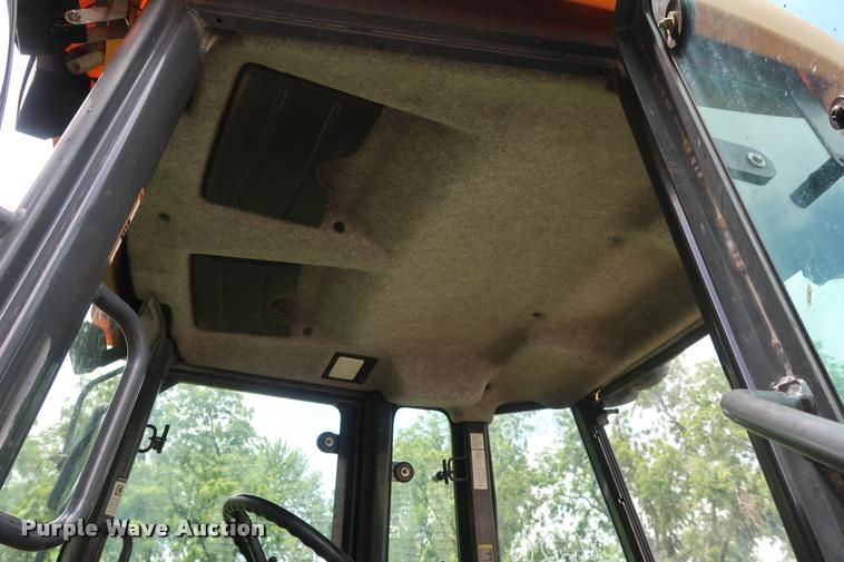 image for item DD1695 2002 John Deere 310G backhoe