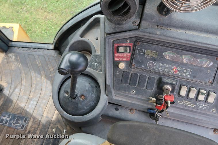 image for item DD1695 2002 John Deere 310G backhoe