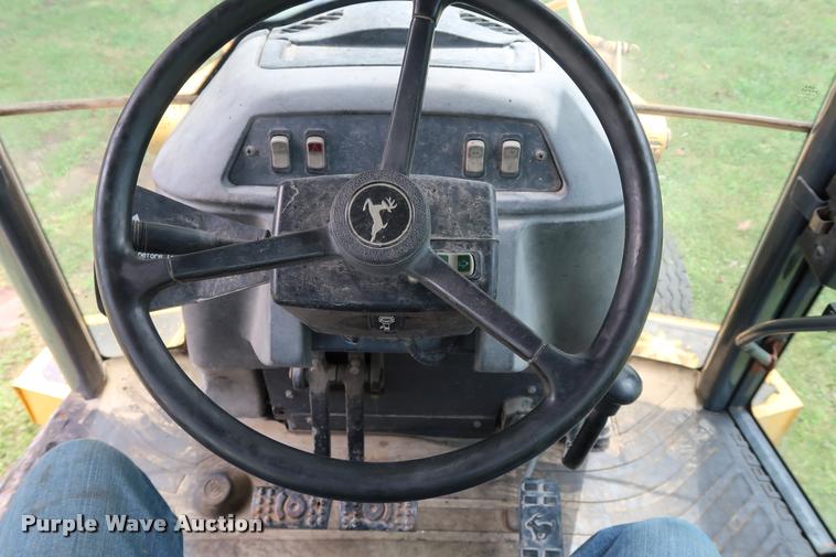 image for item DD1695 2002 John Deere 310G backhoe