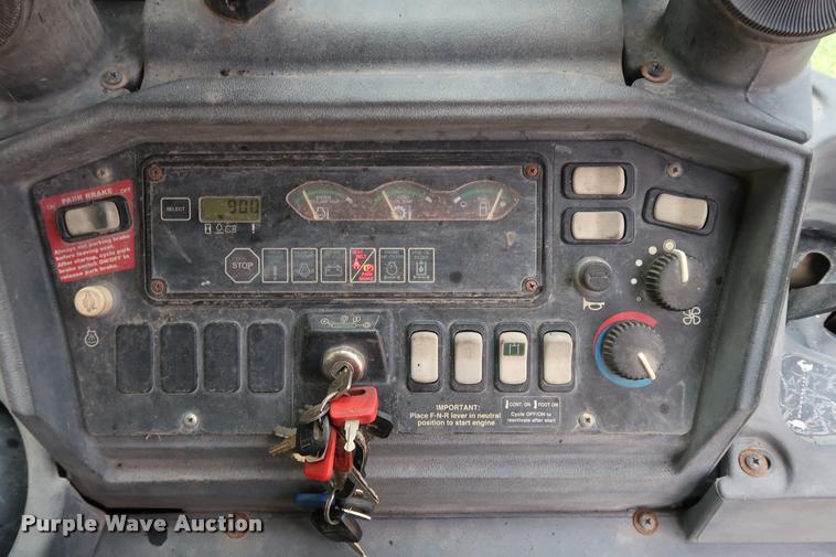 image for item DD1695 2002 John Deere 310G backhoe