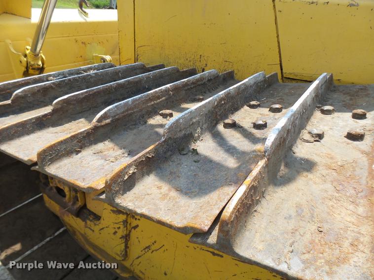 image for item DD1749 1999 Komatsu D65PX-12 LGP dozer