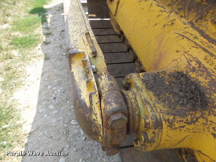 image for item DD1749 1999 Komatsu D65PX-12 LGP dozer