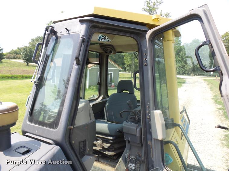 image for item DD1749 1999 Komatsu D65PX-12 LGP dozer