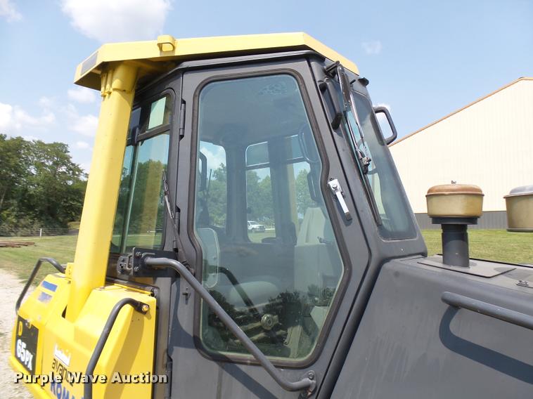 image for item DD1749 1999 Komatsu D65PX-12 LGP dozer