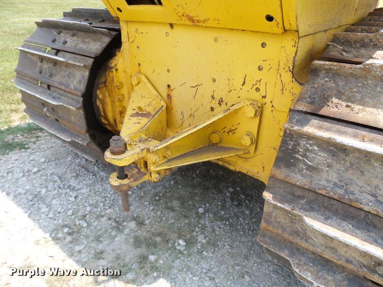 image for item DD1749 1999 Komatsu D65PX-12 LGP dozer