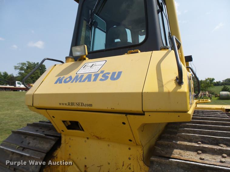 image for item DD1749 1999 Komatsu D65PX-12 LGP dozer