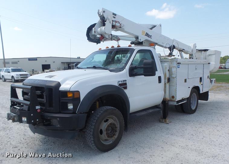 image for item DF9347 2008 Ford F550 Super Duty bucket truck