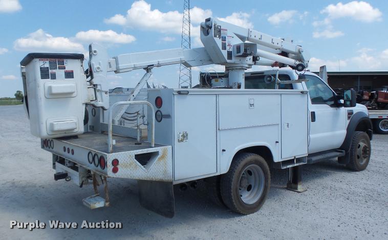 image for item DF9347 2008 Ford F550 Super Duty bucket truck