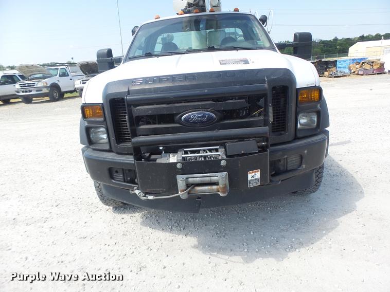 image for item DF9347 2008 Ford F550 Super Duty bucket truck