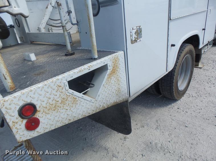 image for item DF9347 2008 Ford F550 Super Duty bucket truck