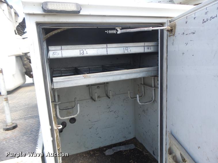 image for item DF9347 2008 Ford F550 Super Duty bucket truck