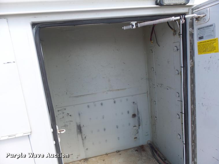 image for item DF9347 2008 Ford F550 Super Duty bucket truck