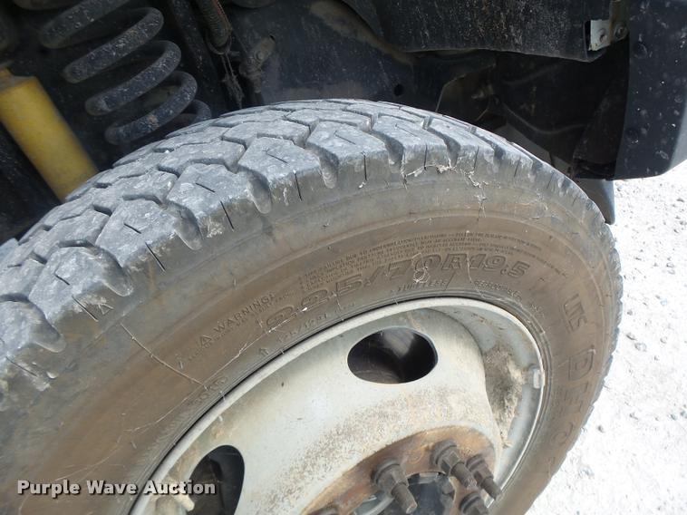 image for item DF9347 2008 Ford F550 Super Duty bucket truck