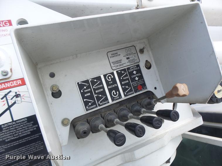 image for item DF9347 2008 Ford F550 Super Duty bucket truck