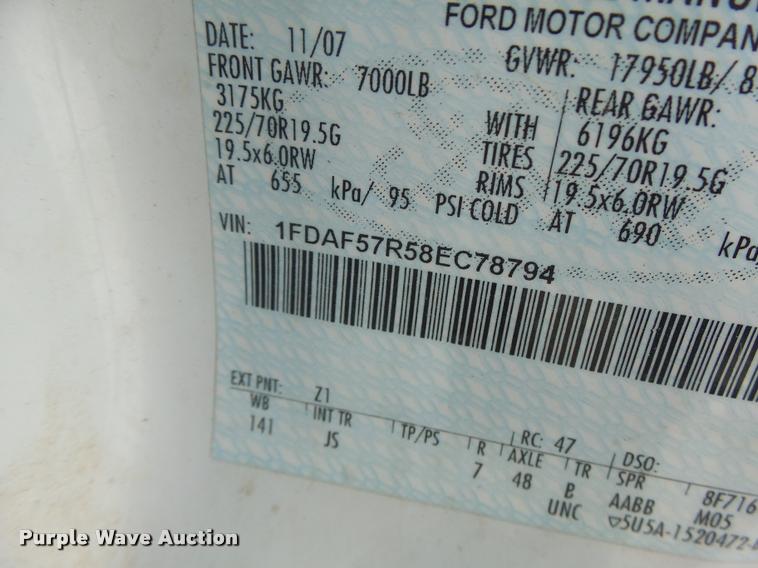 image for item DF9347 2008 Ford F550 Super Duty bucket truck