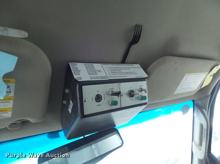 image for item DF9347 2008 Ford F550 Super Duty bucket truck