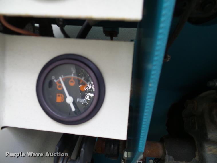 image for item DG9874 Tennant 235 sweeper