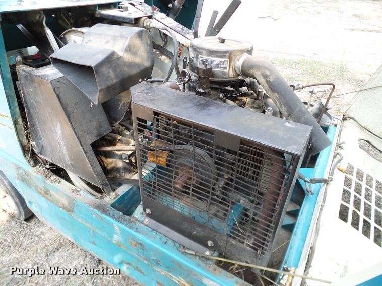 image for item DG9874 Tennant 235 sweeper