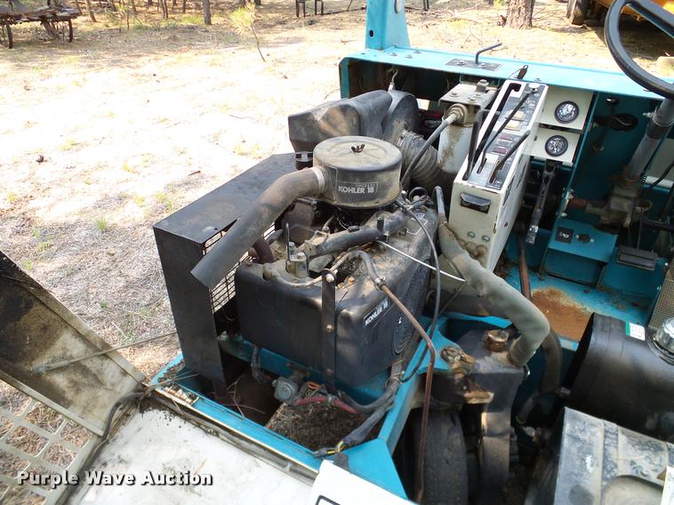 image for item DG9874 Tennant 235 sweeper