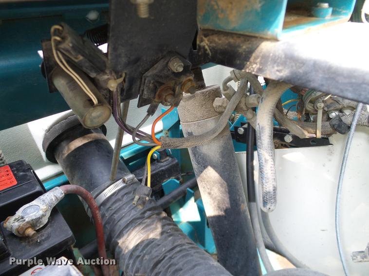 image for item DG9874 Tennant 235 sweeper