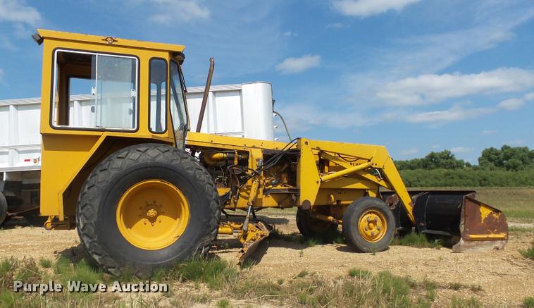 image for item DH9692 Sims Athey P76337 loader tractor