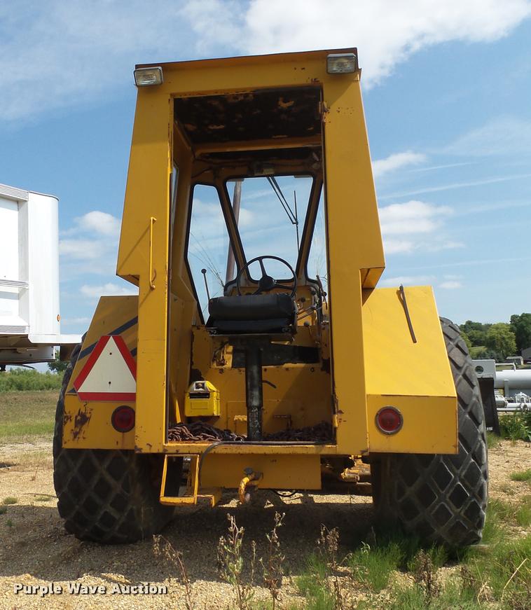 image for item DH9692 Sims Athey P76337 loader tractor