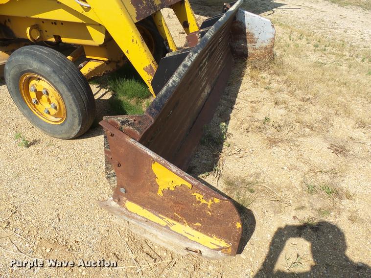 image for item DH9692 Sims Athey P76337 loader tractor