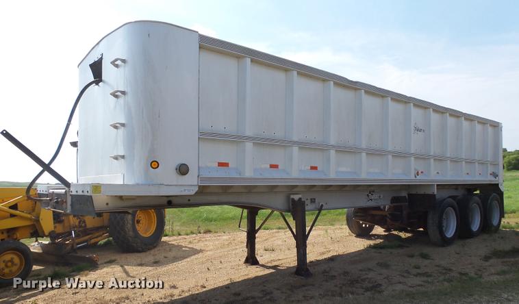 image for item DH9693 1998 Trailstar ST end dump trailer