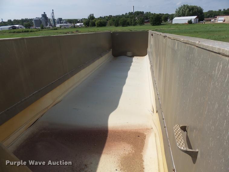 image for item DH9693 1998 Trailstar ST end dump trailer