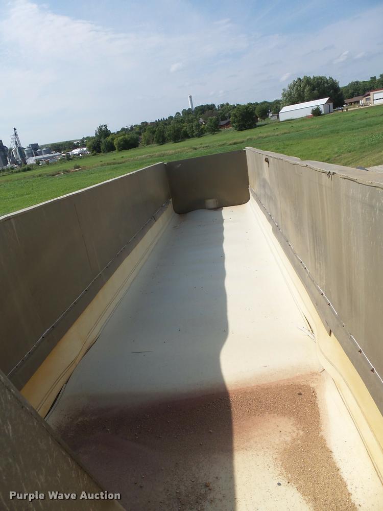 image for item DH9693 1998 Trailstar ST end dump trailer