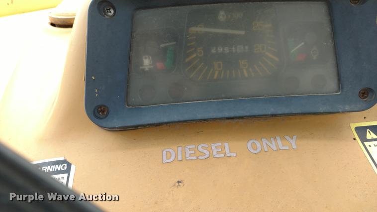 image for item DI9812 Ford 540 tractor