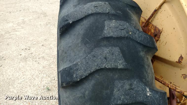 image for item DI9812 Ford 540 tractor