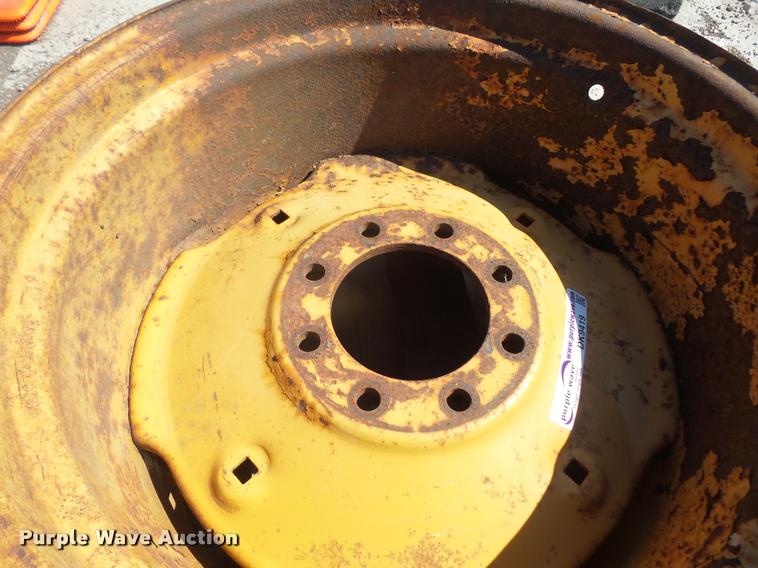 image for item DK9419 Case 24x16 wheel