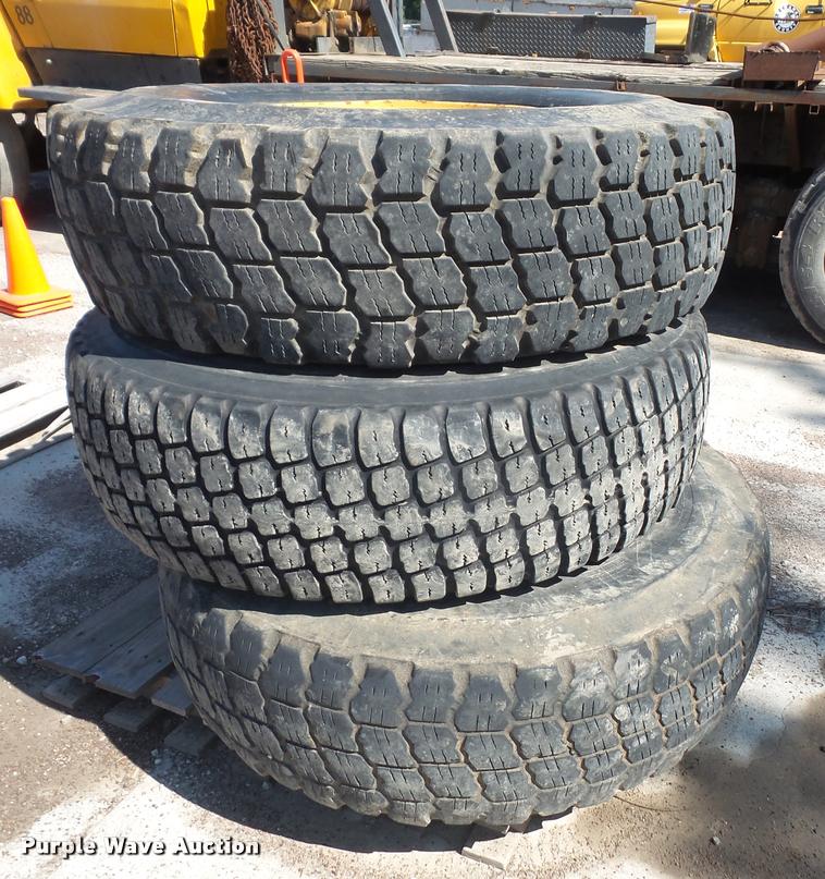 image for item DK9420 (3) used 14.00-24 motorgrader tires