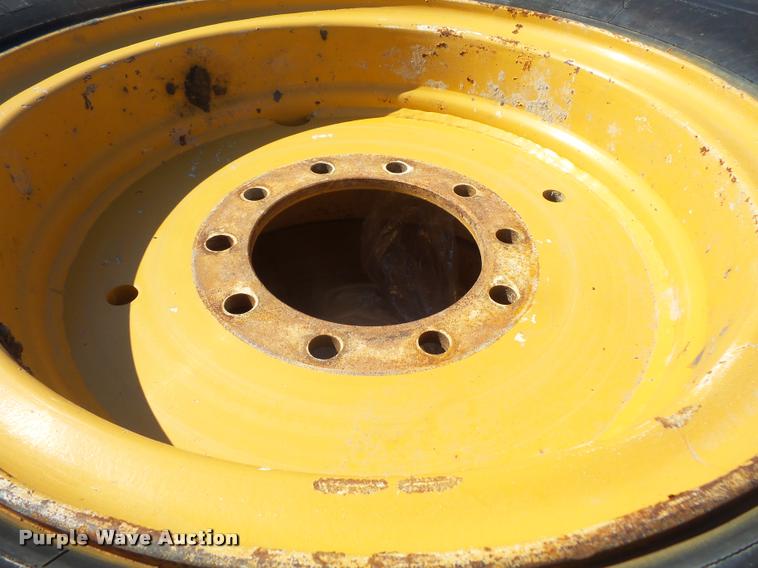 image for item DK9420 (3) used 14.00-24 motorgrader tires