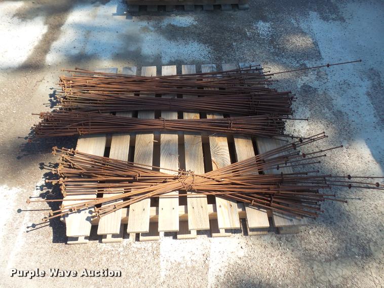 image for item DK9421 Approximately 25 walk plank brackets