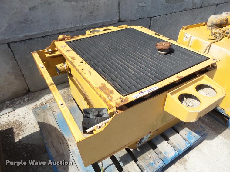 image for item DK9431 Champion 720A Series III motor grader radiator