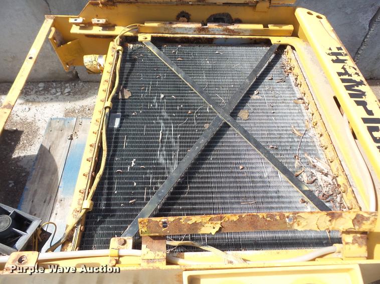image for item DK9431 Champion 720A Series III motor grader radiator