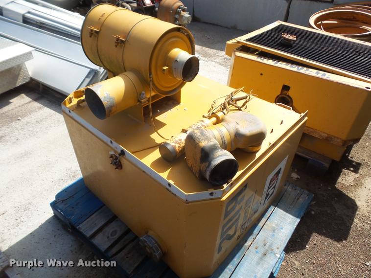 image for item DK9432 Champion 720A Series III motor grader fuel tank