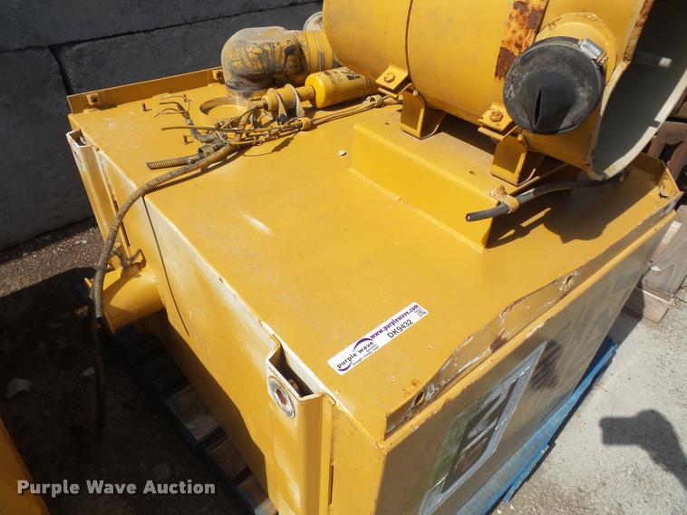 image for item DK9432 Champion 720A Series III motor grader fuel tank