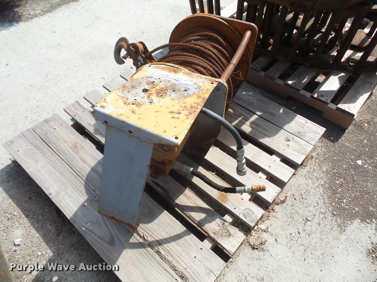 image for item DK9434 Hydraulic winch