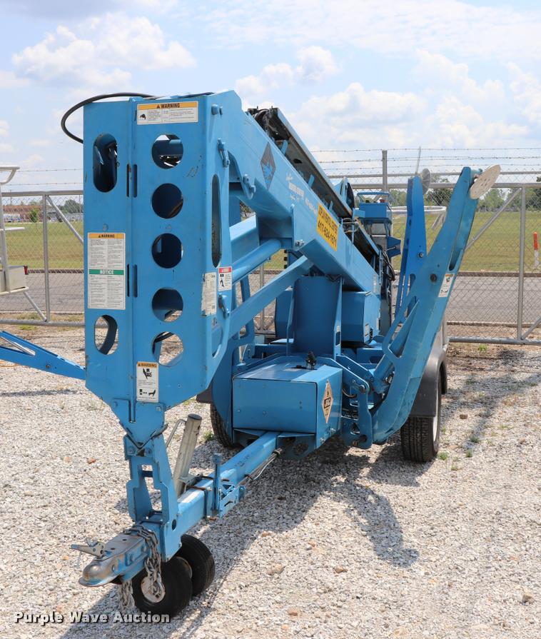 image for item DK9500 2005 Genie T234 boom lift
