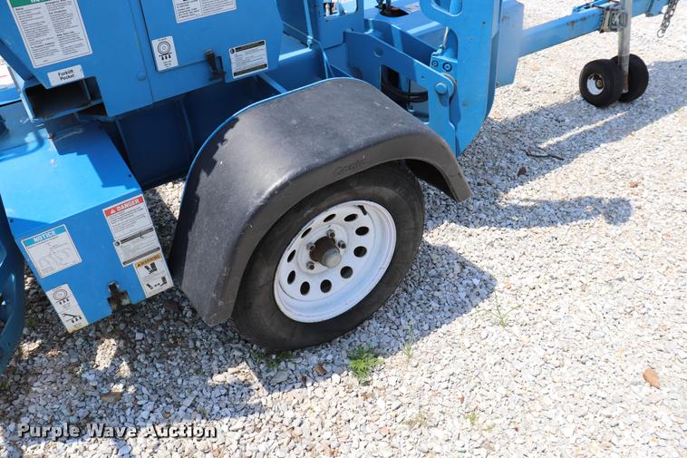 image for item DK9500 2005 Genie T234 boom lift