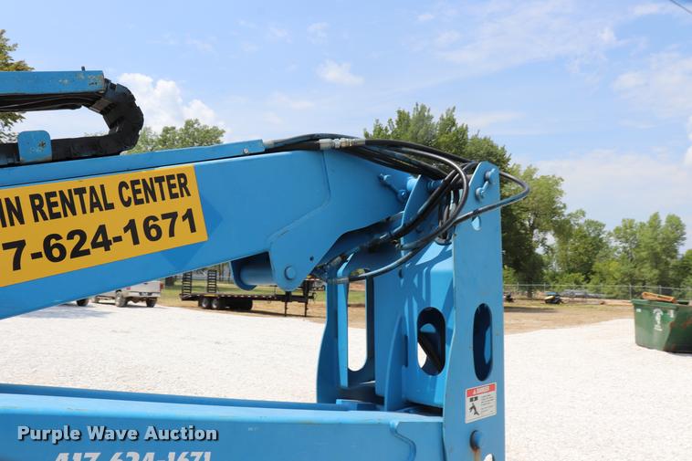 image for item DK9500 2005 Genie T234 boom lift