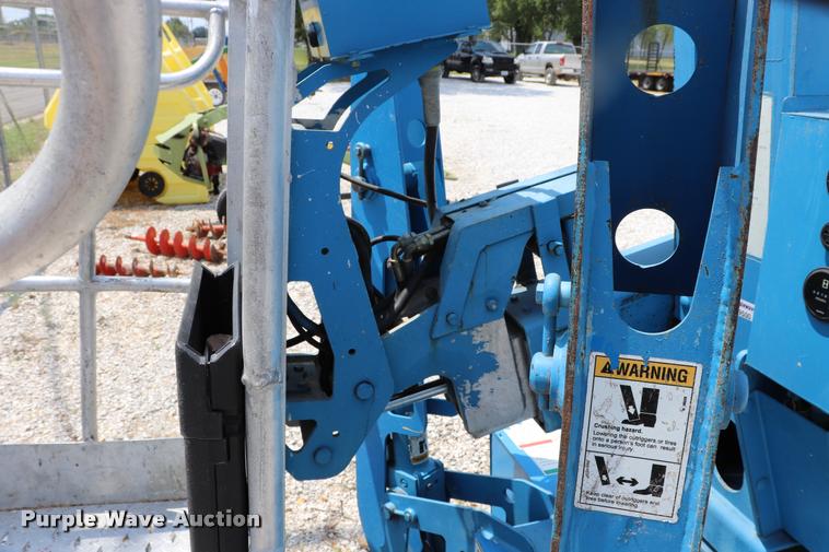 image for item DK9500 2005 Genie T234 boom lift