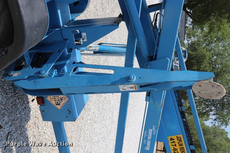 image for item DK9500 2005 Genie T234 boom lift