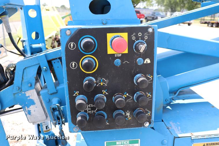 image for item DK9500 2005 Genie T234 boom lift