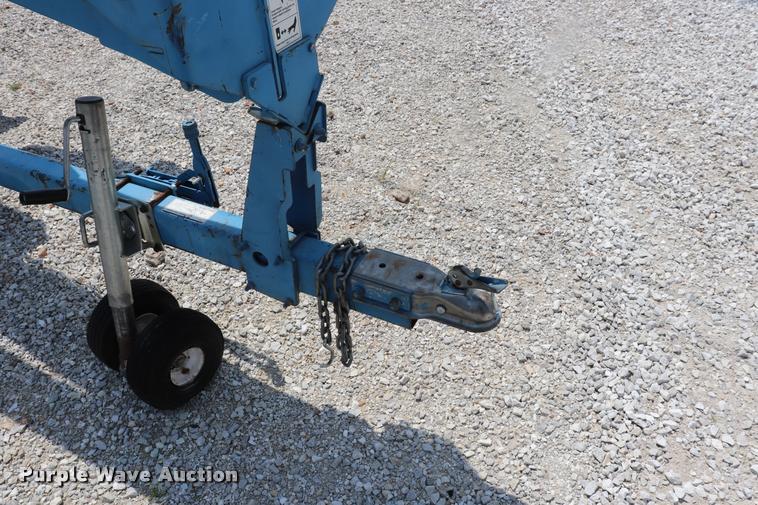 image for item DK9500 2005 Genie T234 boom lift